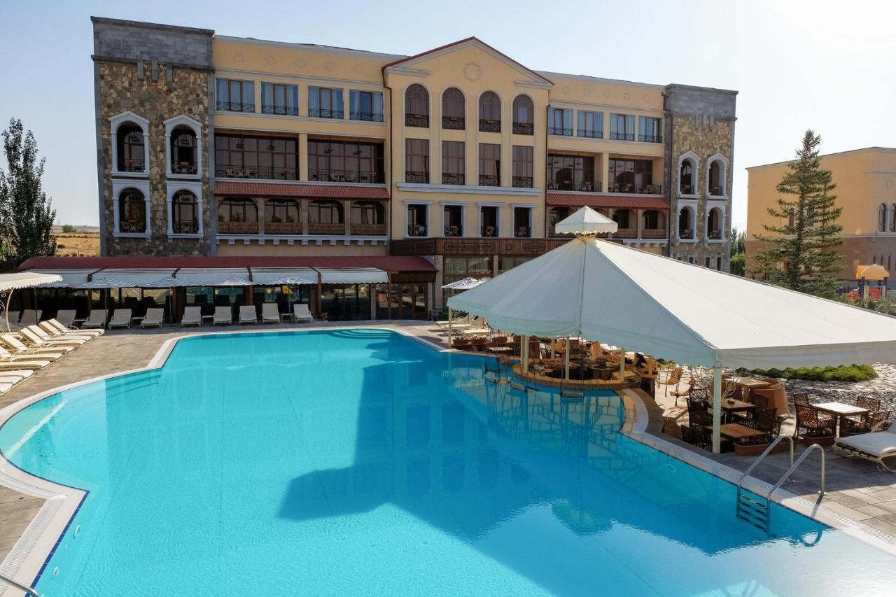 Caucasus Hotel Kasagh Dış mekan fotoğraf The hotel