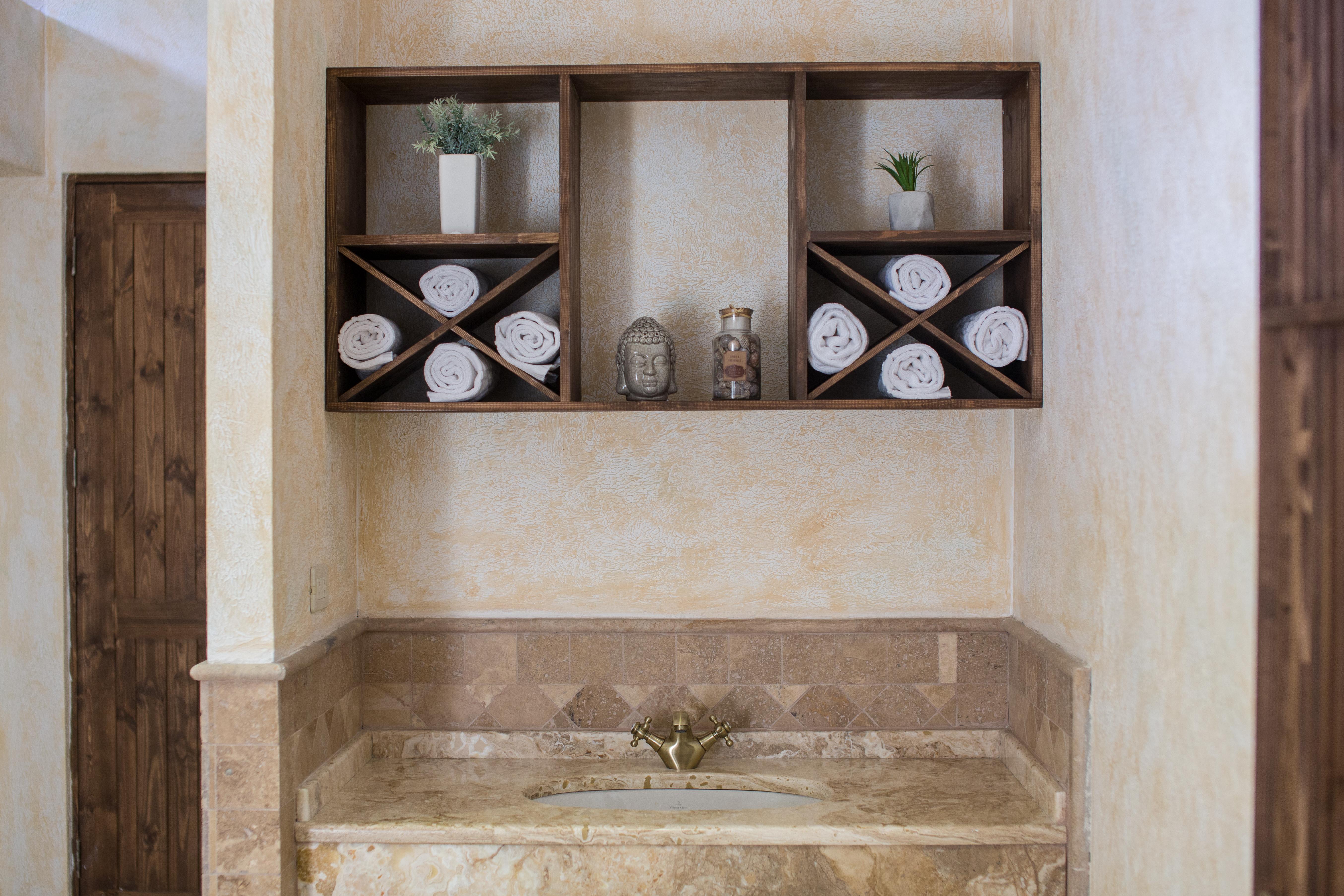 Caucasus Hotel Kasagh Dış mekan fotoğraf A wall mounted towel rack