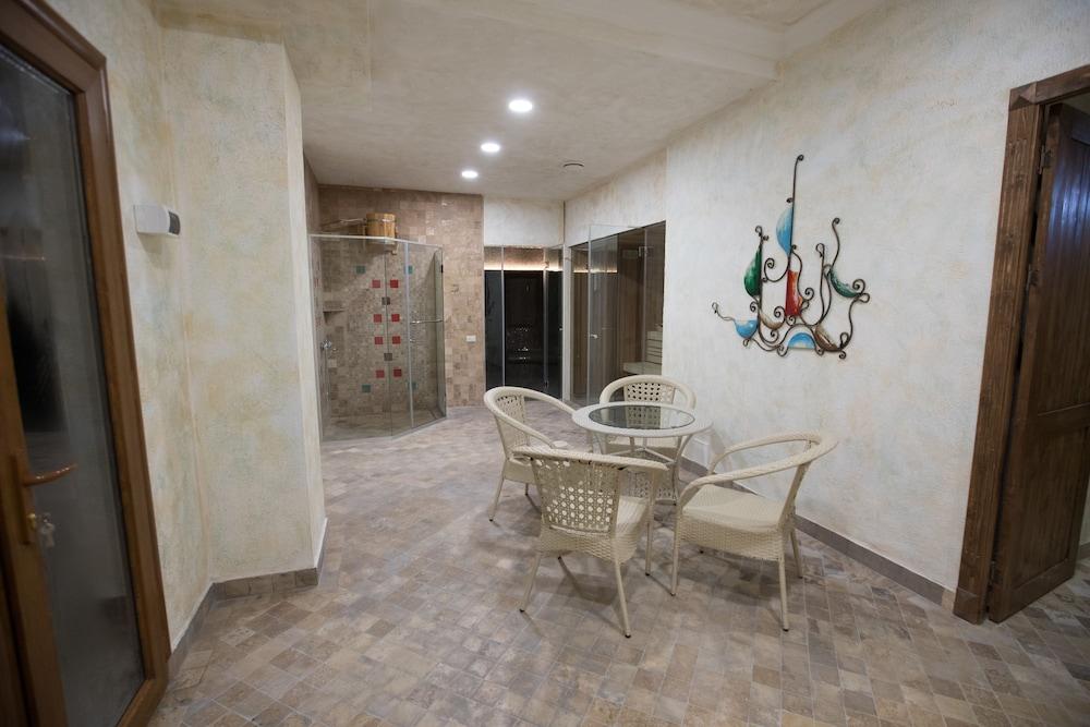 Caucasus Hotel Kasagh Dış mekan fotoğraf A typical room at the spa